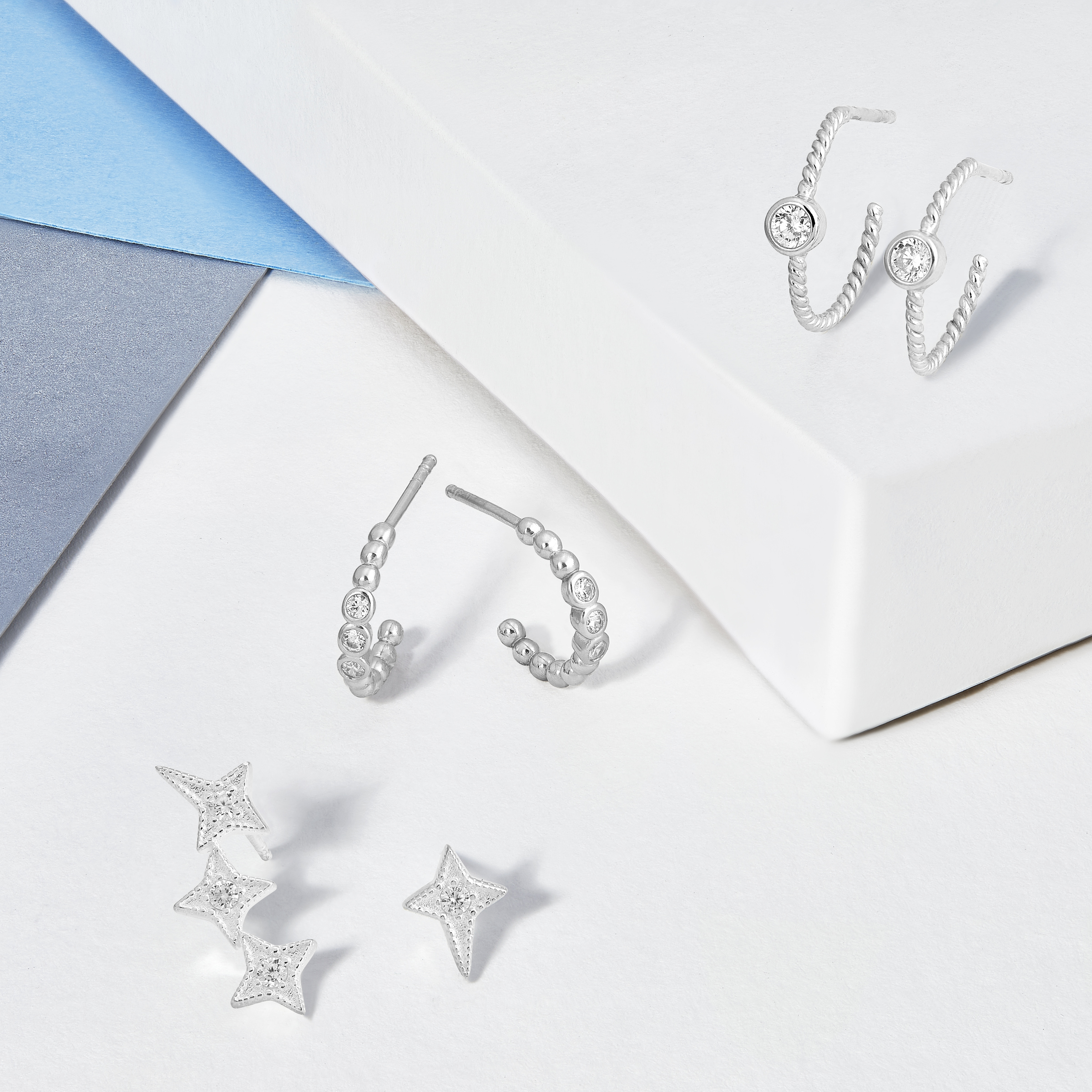 HOOP2002年12冊＋1冊 Silpada 'Around The Way' Cubic Zirconia J-Hoop Earrings in