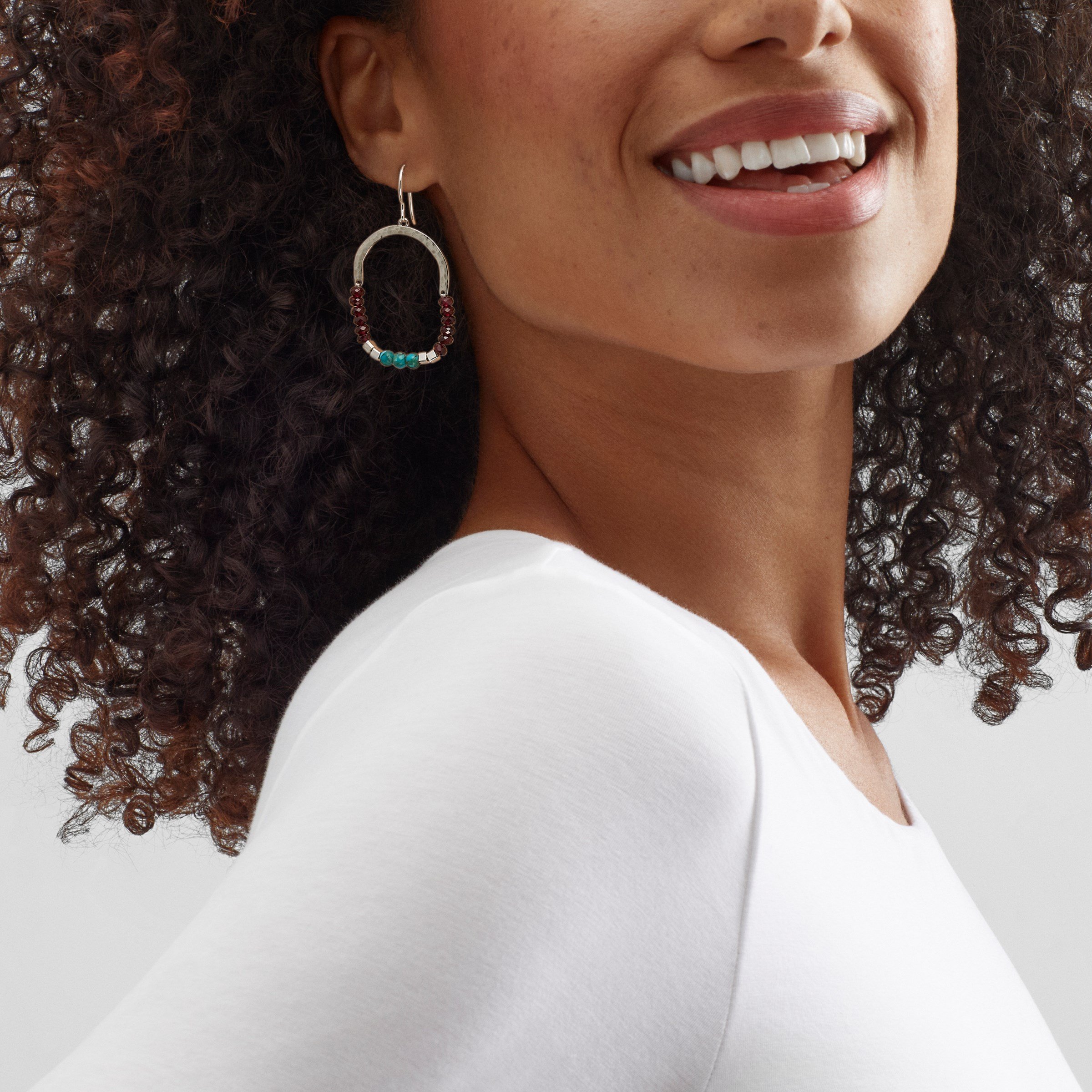 スレッディベア Classic Butterfly Diamond Petite Stud Earrings, White Gold