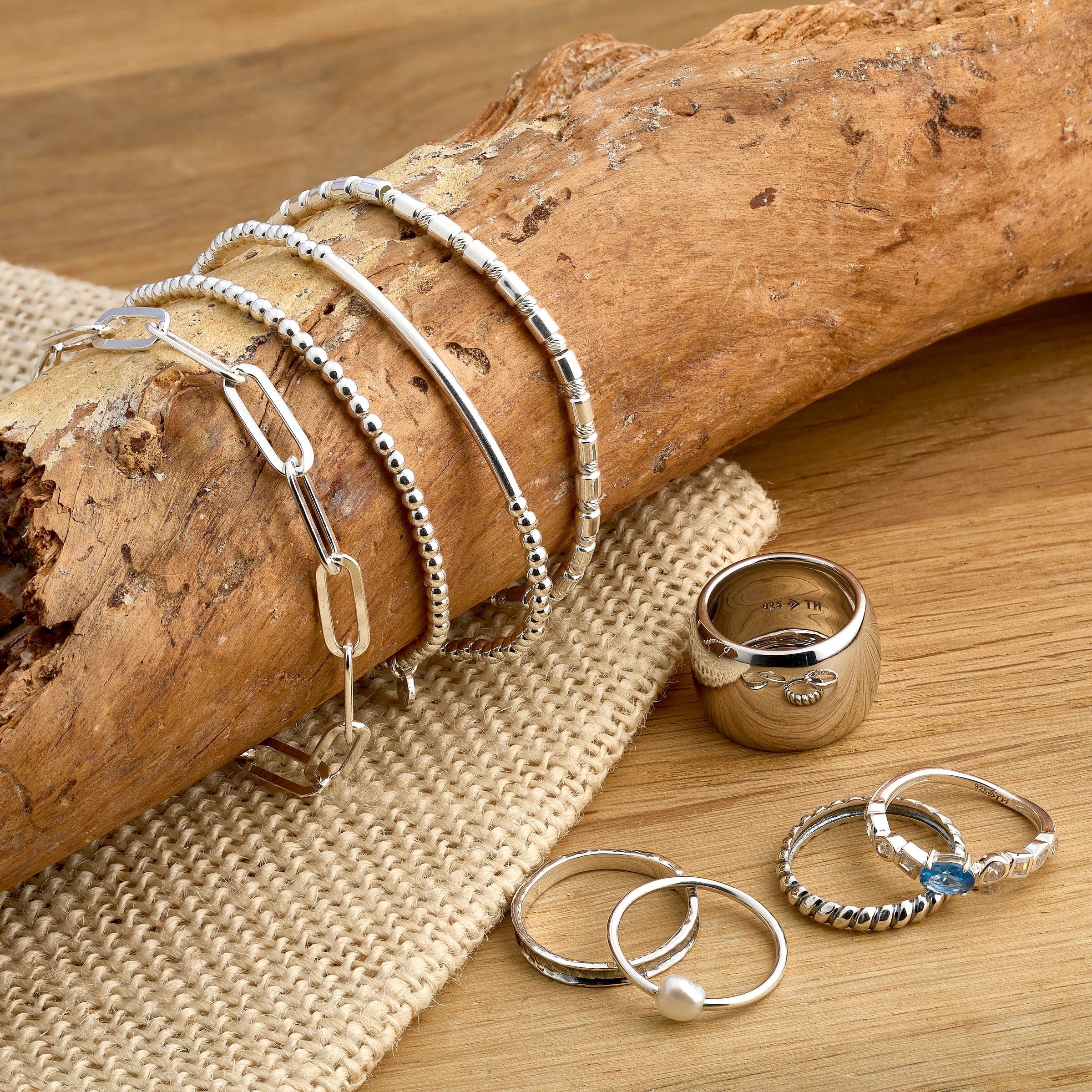 New Silpada 'Quiet Glint' Sterling Silver Natural Hematite Stretch Bracelet detailed image 5